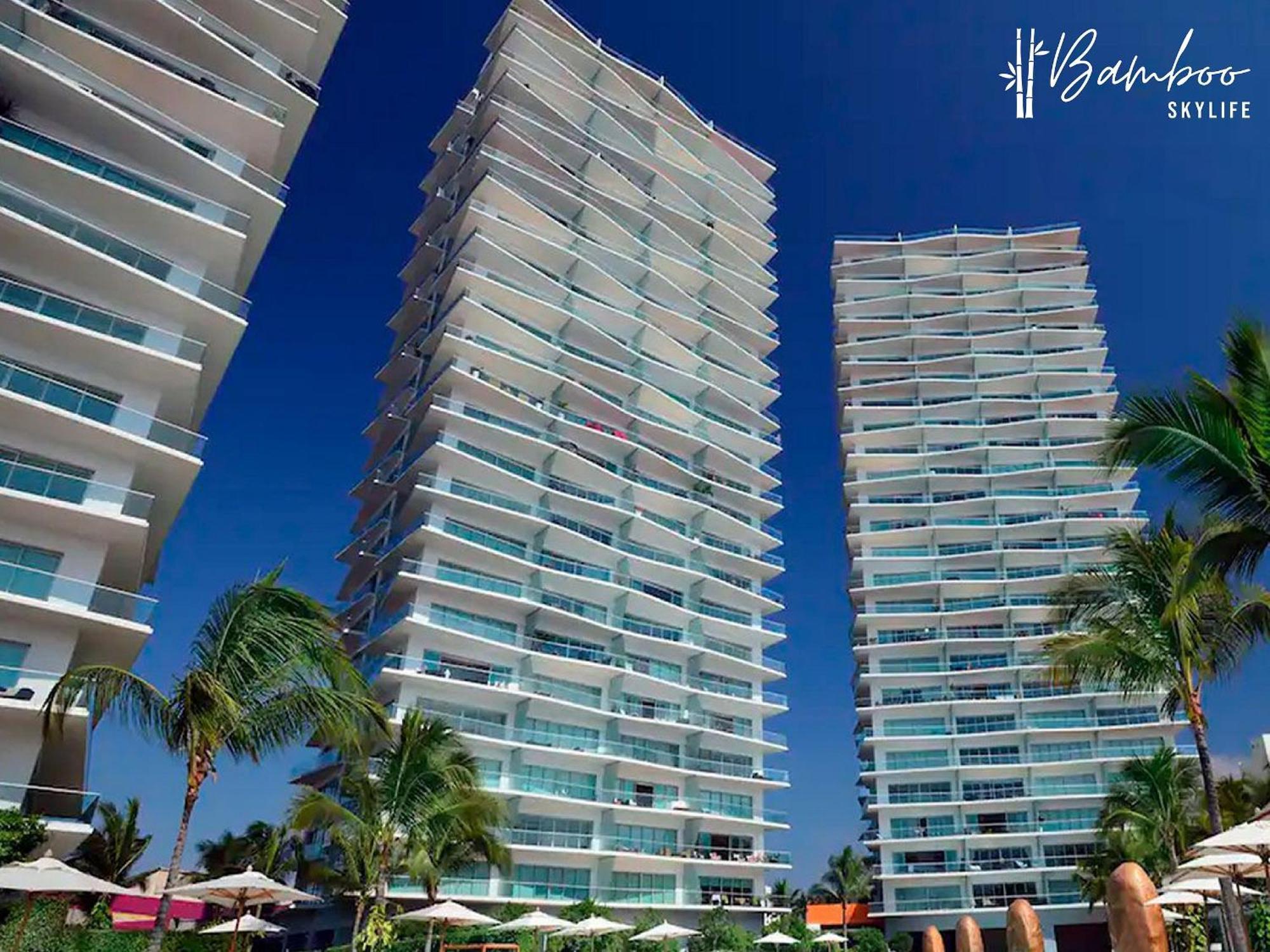 Icon Vallarta Beach Front By Bamboo Skylife Puerto Vallarta Exterior foto